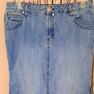 Juniors Size 17 Denim Skirt